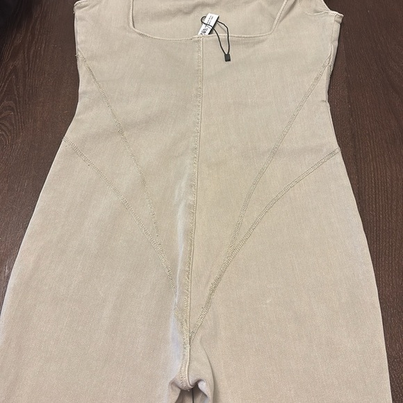 Zara Beige Bodying Denim Capsule Collection Romper. Size XS - Picture 9 of 9